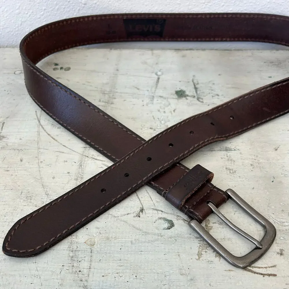 Levi’s leather belt silver tone belt buckle brown western everyday 38 -40 L